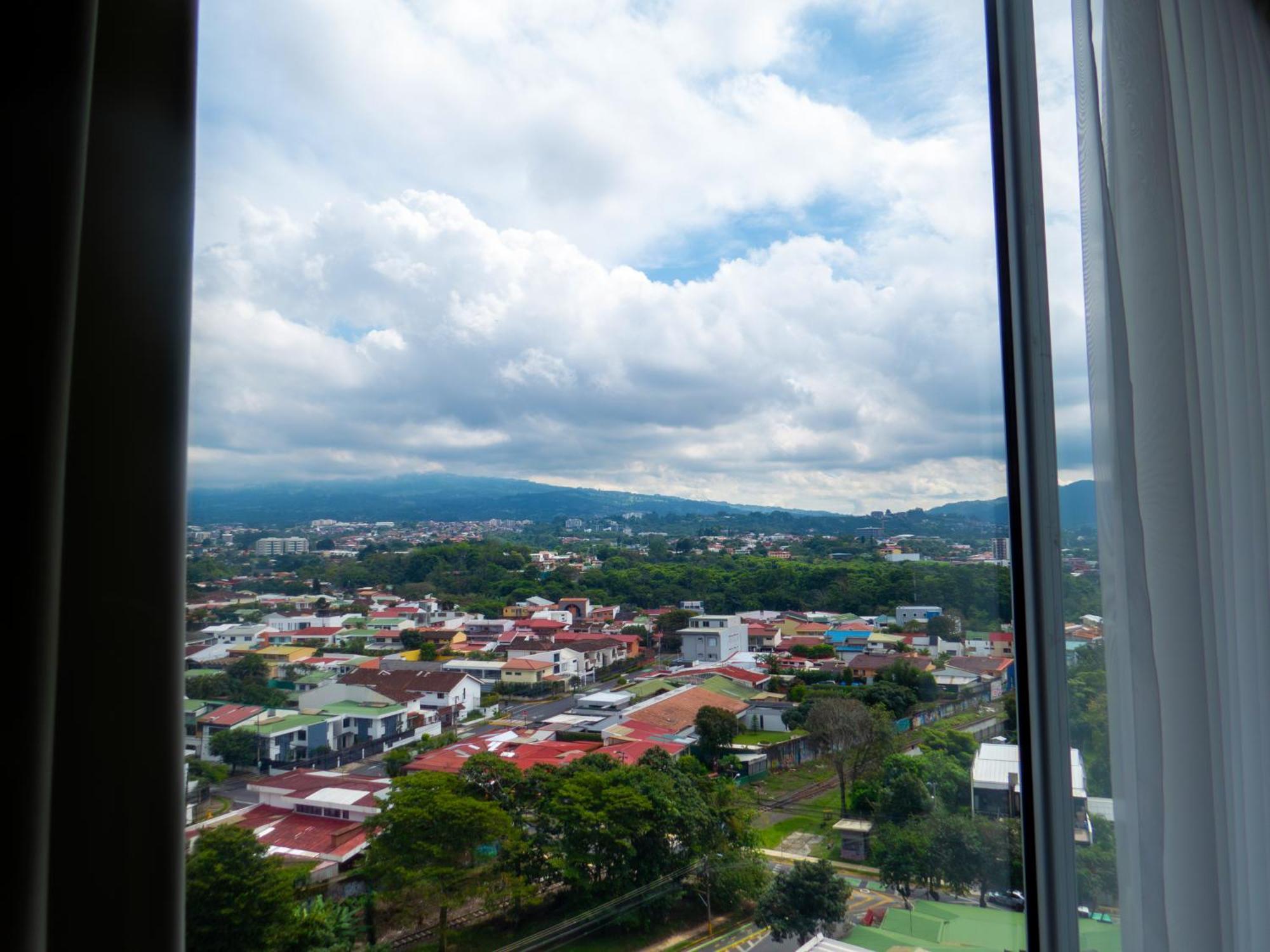 Ifreses, Study Full Equipped Whith Pool, Air- Conditioning, Spectacular View Of The City, Parking With Additional Payment Curridabat Camera foto